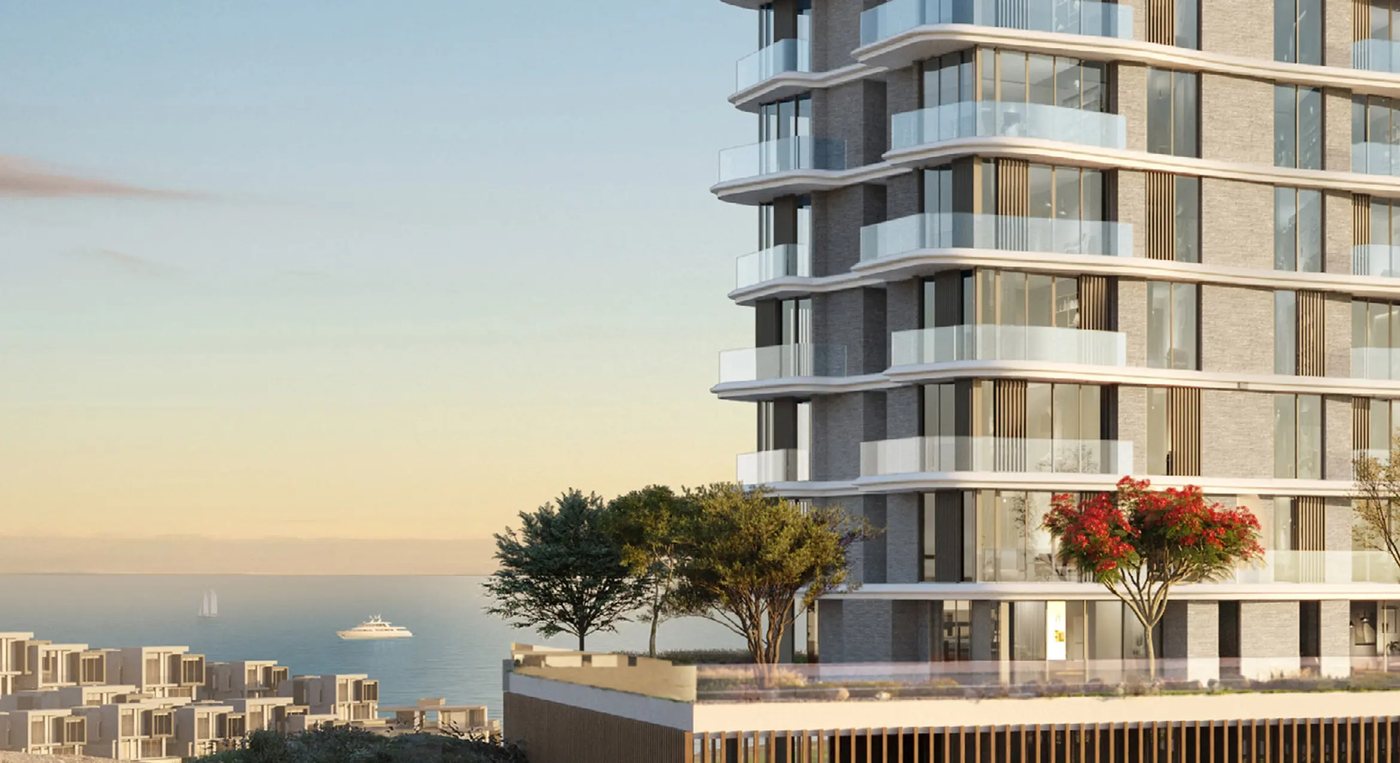 Marriott Residences AIDA tower with a view of the sea and the coast